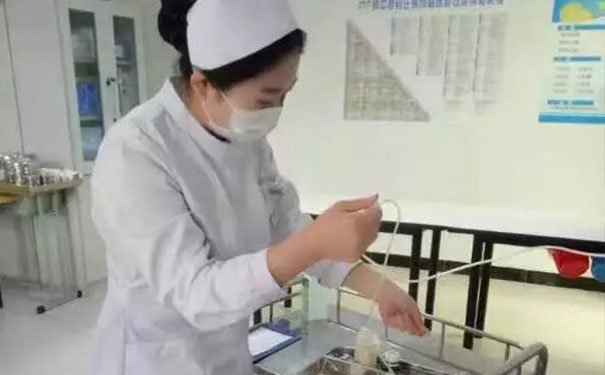 北京护士学校_高级护理专业（3+2）