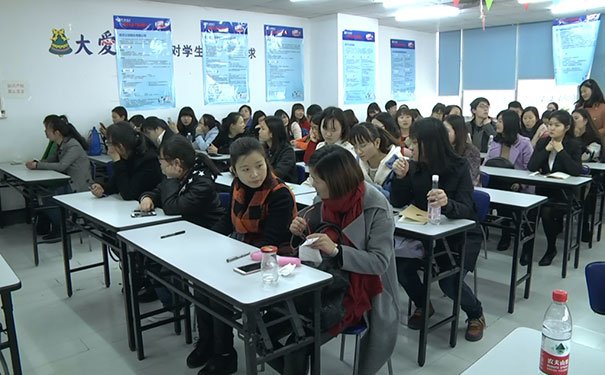 临潼会计实操培训学费多少_学期_地址