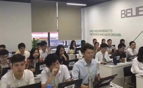 石家庄桥西区学会计哪个学校好 - 学费多少钱