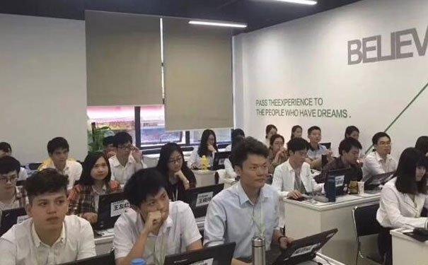 安顺学会计哪个学校好 - 学费多少钱