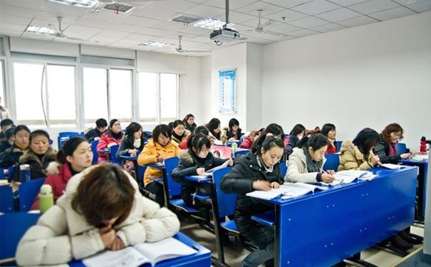 北京顺义区学会计哪个学校好 - 学费多少钱