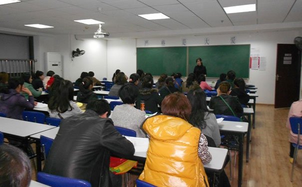 厦门思明区学会计哪个学校好 - 学费多少钱