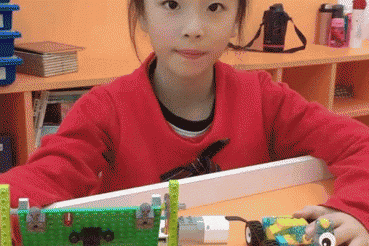 青岛市北区儿童机器人编程培训班课程内容-费用